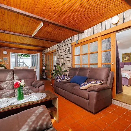 Apartamento Idyllisches Nur 200 Meter Zum Mit Privatparkplatz, Klima, Waschmaschine