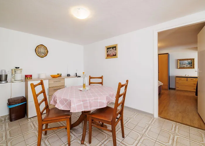 Διαμέρισμα Idyllisches Nur 200 Meter Zum Mit Privatparkplatz, Klima, Waschmaschine Dramalj