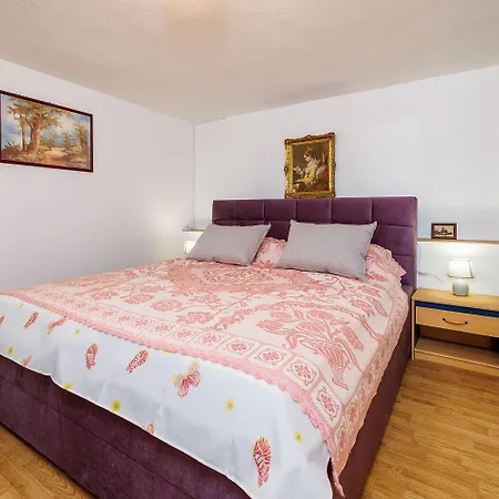 Idyllisches Nur 200 Meter Zum Mit Privatparkplatz, Klima, Waschmaschine Драмаль