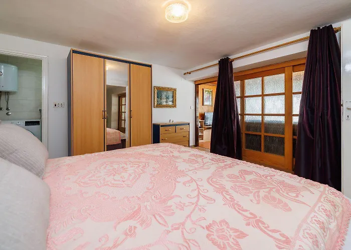 Idyllisches Nur 200 Meter Zum Mit Privatparkplatz, Klima, Waschmaschine Apartamento *